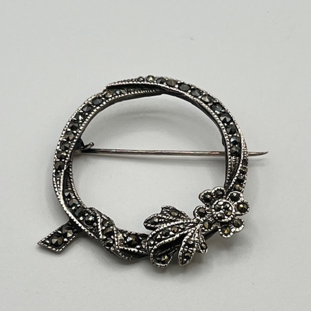 Vintage Sterling Silver 925 Marcasite Circle Wreath Floral Brooch Pin Antiqued